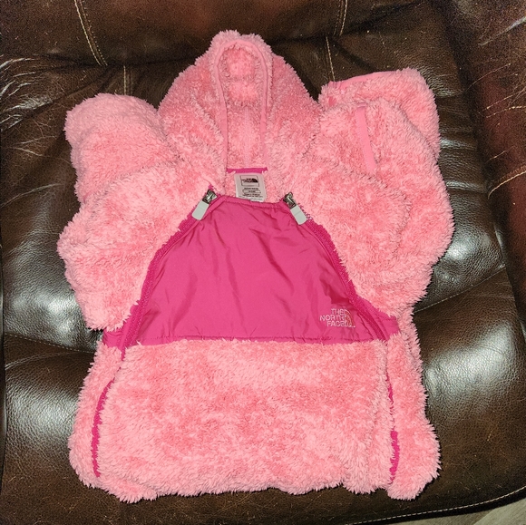 The North Face infant snowsuit - Picture 3 of 13